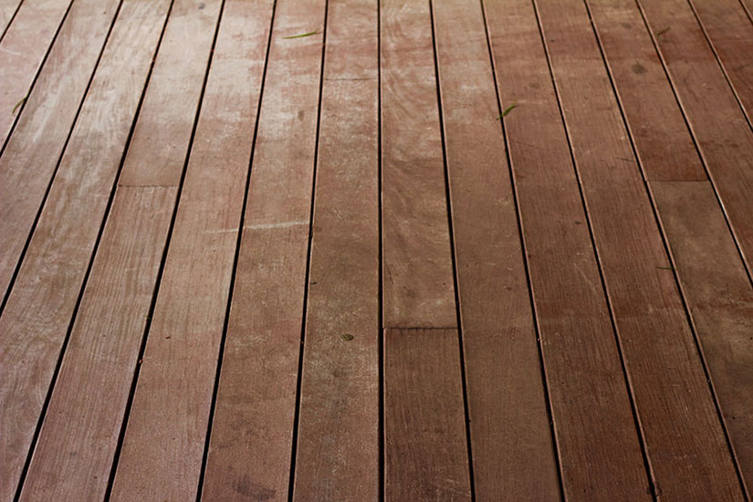 Brown deck boards starting to show some wear.